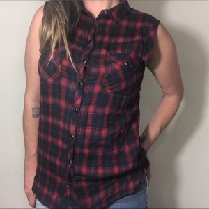 [TOPSHOP] Plaid sleeveless button up